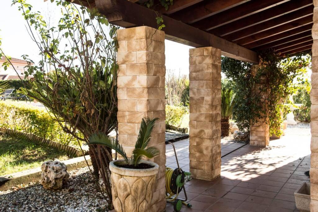 Villa Casa Bella con piscina Caldes De Montbui Esterno foto