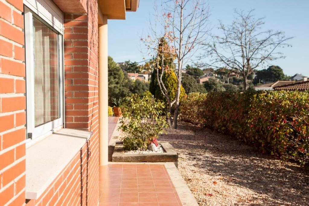 Villa Casa Bella con piscina Caldes De Montbui Esterno foto