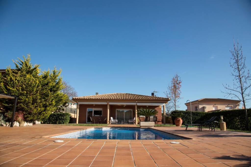 Villa Casa Bella con piscina Caldes De Montbui Esterno foto