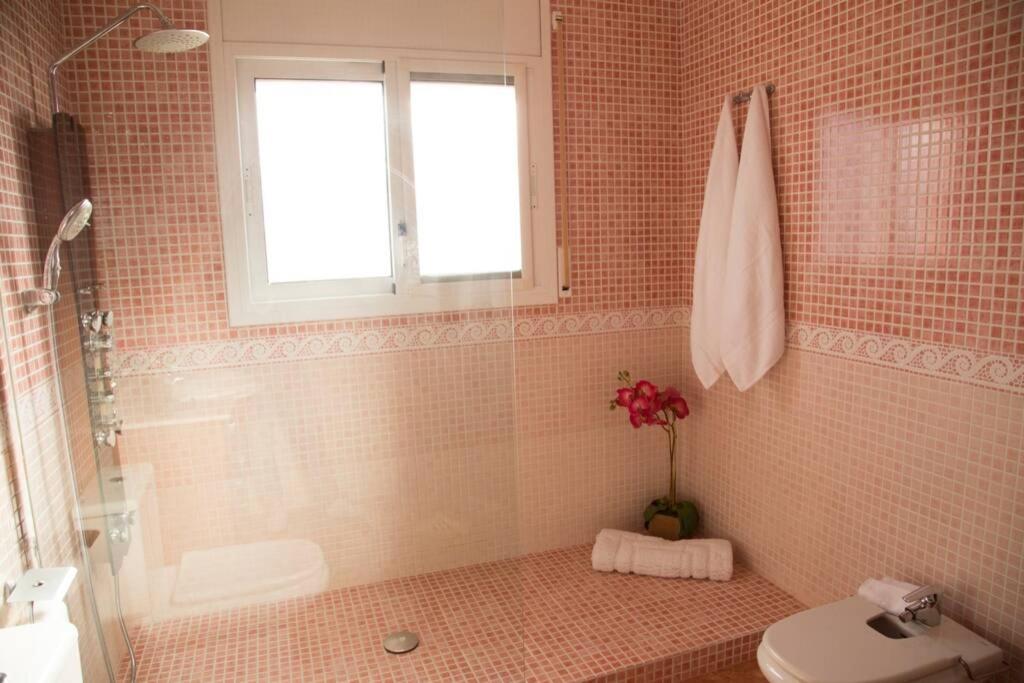 Villa Casa Bella con piscina Caldes De Montbui Esterno foto